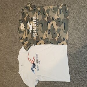2 hollister boys t-shirts, size small,  like new